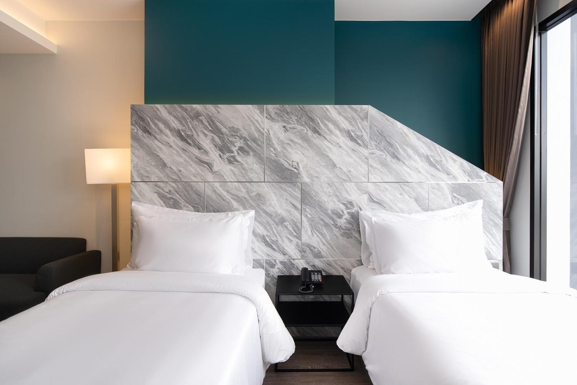 Thaya Hotel バンコク都 エクステリア 写真