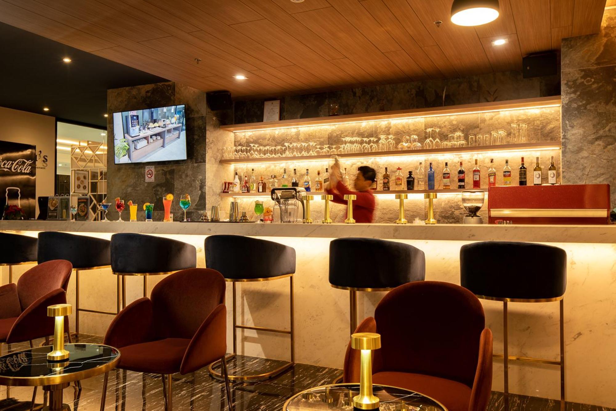 Thaya Hotel バンコク都 エクステリア 写真