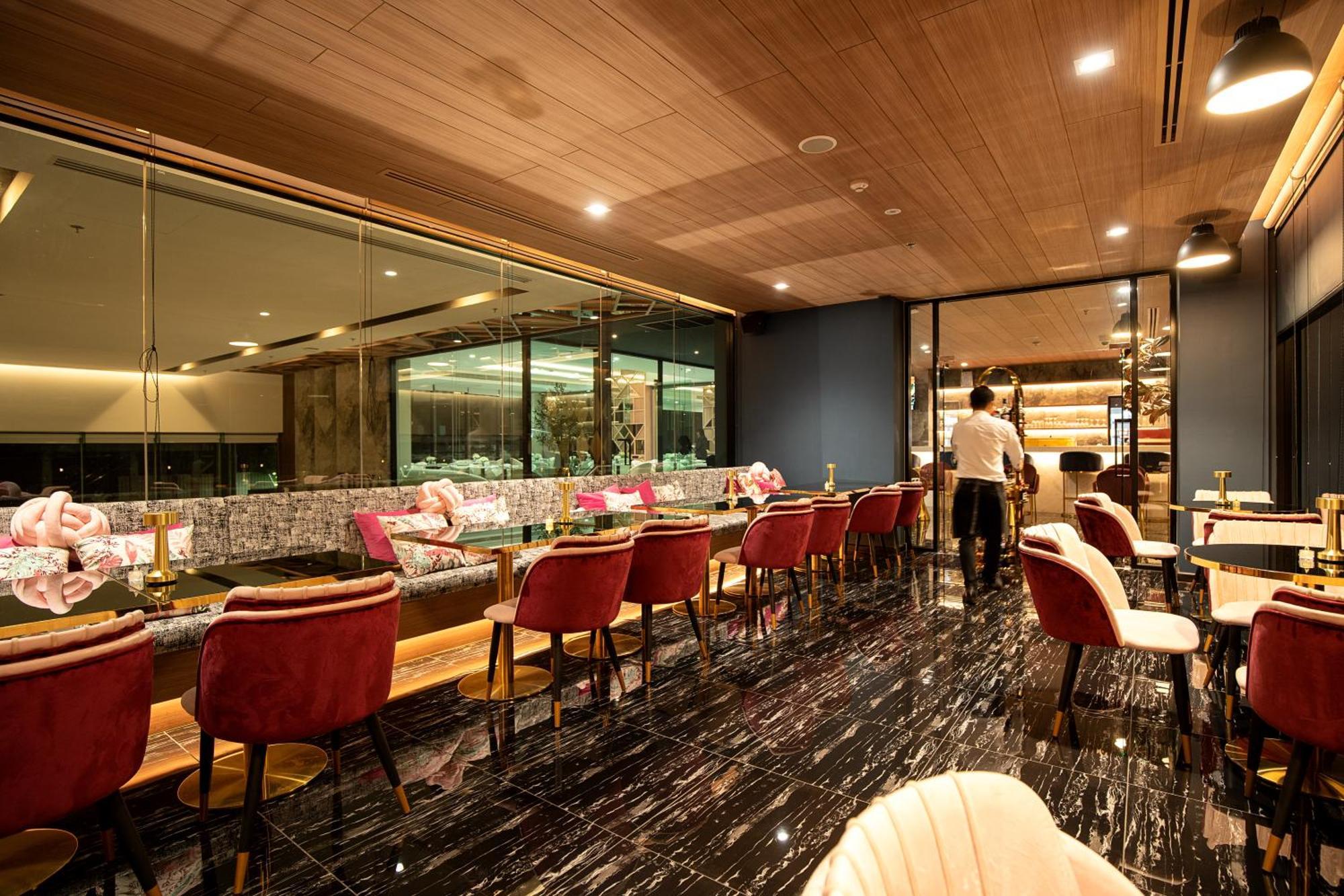 Thaya Hotel バンコク都 エクステリア 写真